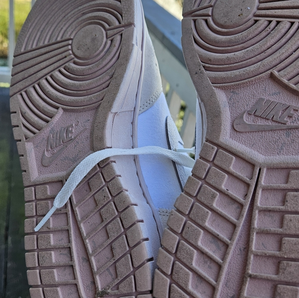 Nike Dunk Hi Retro Form Embeded White and Tan High-Top Sneakers - Picture 7 of 11